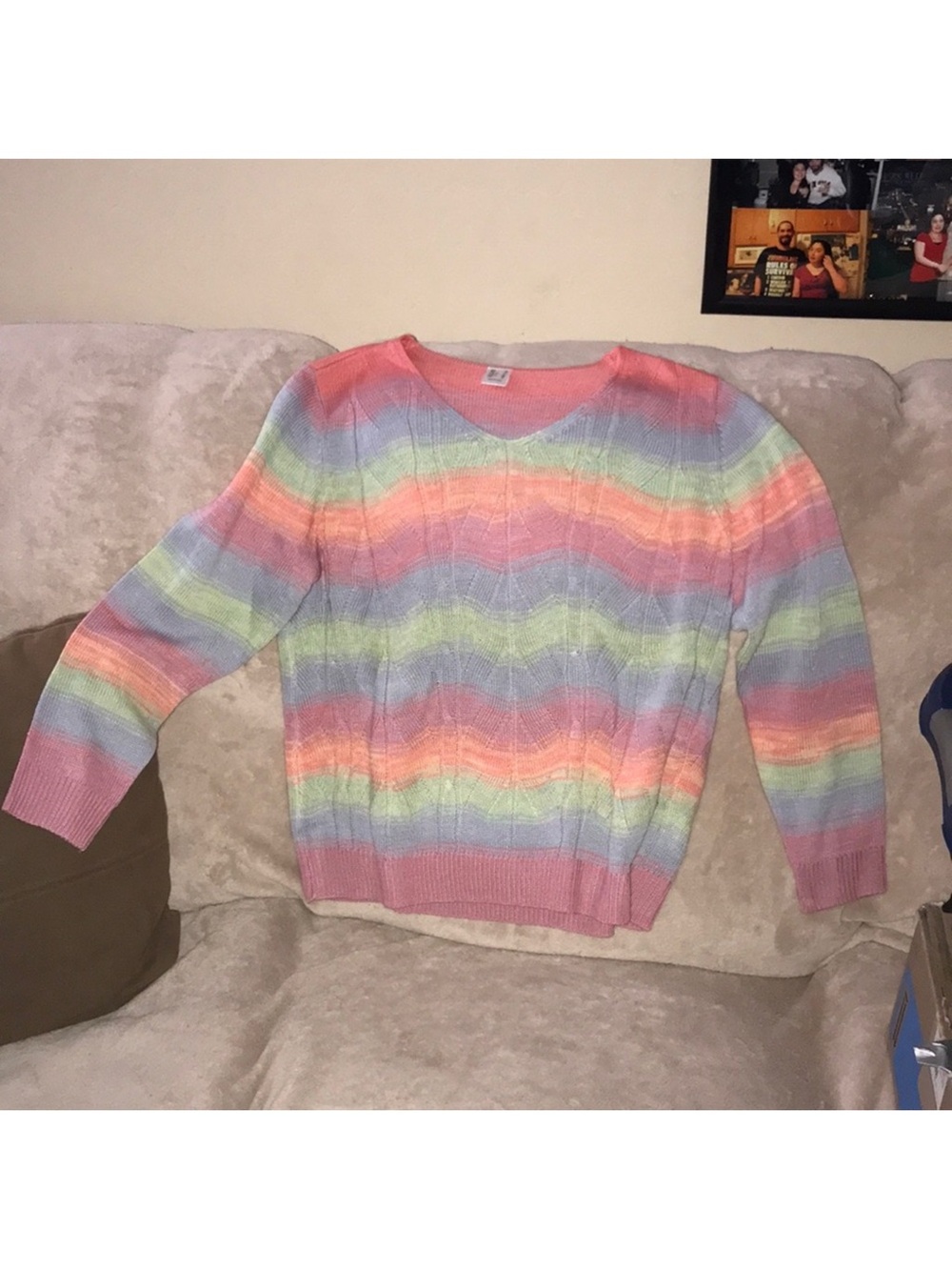 AproductZ GmbH Pastel Rainbow Striped V-Neck Women's Sweater New